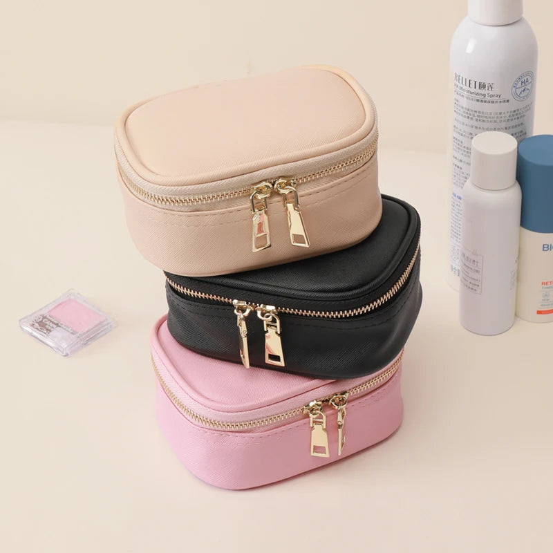 LEATHER MAKE UP BAG